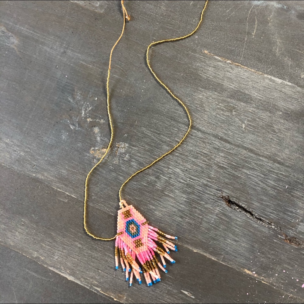 CUTE BEADED NECKLACE
